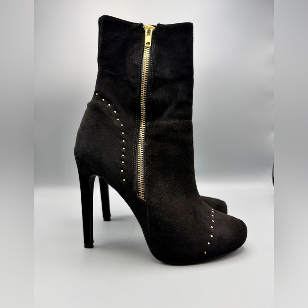 Express Black Suede Studded Ankle Boots 5” Heel 1” Platform Size 8